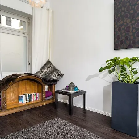 Greatstay - Lehmbruckstr - Media Spree Apartment *